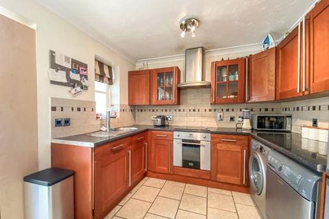 33 Chelmer Drive, South Ockendon, RM15 6EE