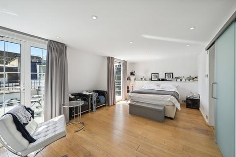 4 bedroom terraced house for sale - Morton Mews, London