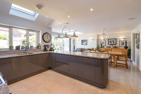 38 Barleyfields, Didcot, OX11 0BJ