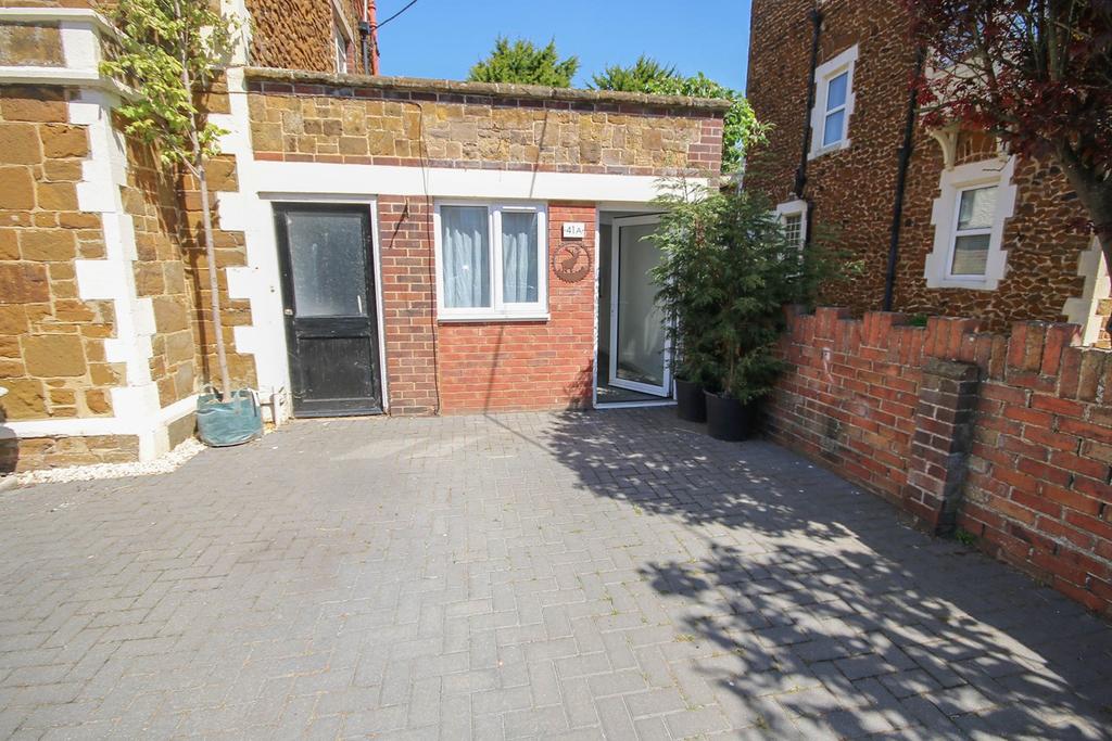 Greevegate, Hunstanton, PE36 Studio £49,950