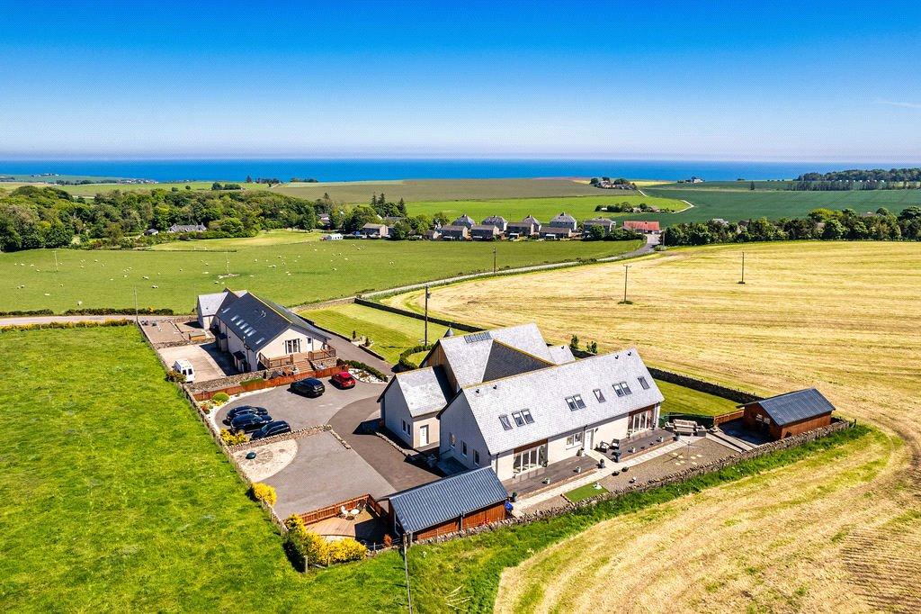 Hillview House, Kinneff, Montrose, Aberdeenshire 6 bed detached house