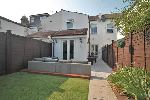 3 Canterbury Road, Gravesend, DA12 5PD