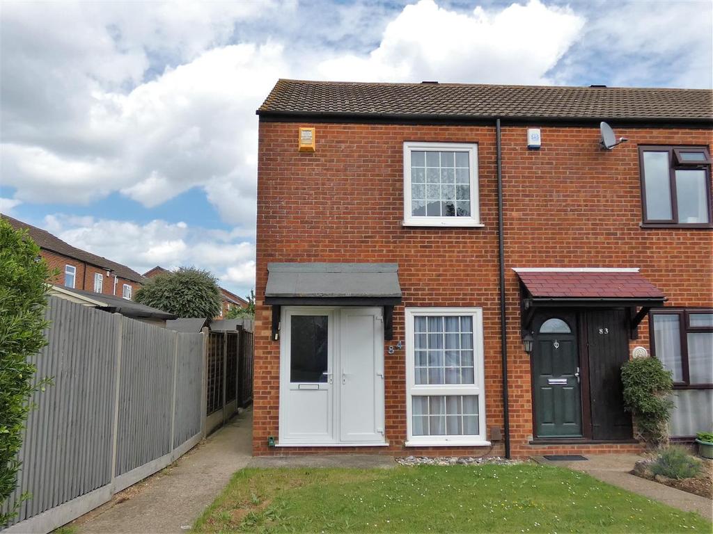 Apsledene, Gravesend, Kent 2 bed end of terrace house for sale £265,000
