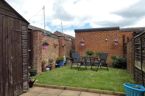 84 Apsledene, Gravesend, DA12 5EF