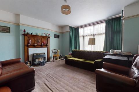 146 Singlewell Road, Gravesend, DA11 7PX