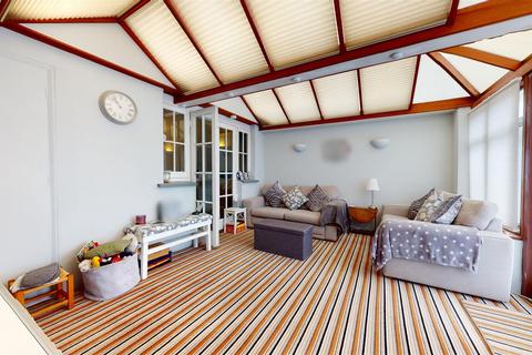 146 Singlewell Road, Gravesend, DA11 7PX