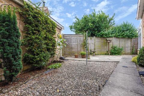 2 The Close, Sowerby, Thirsk, YO7 1JA