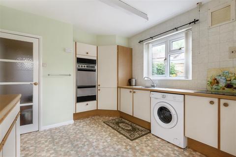 2 The Close, Sowerby, Thirsk, YO7 1JA