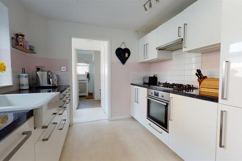 52 Kent Road, Gravesend, DA11 0SY