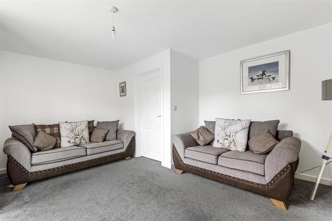 2 Edgar Drive, Thirsk, YO7 1TY