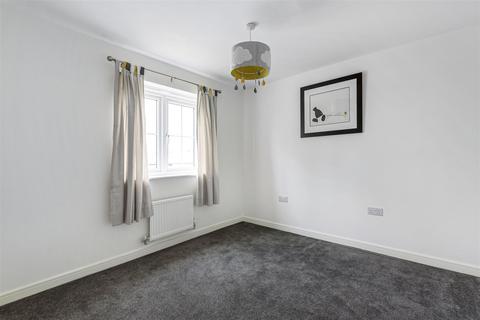 2 Edgar Drive, Thirsk, YO7 1TY