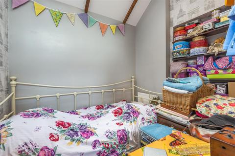 2 The Grove, Sowerby, Thirsk, YO7 1JH