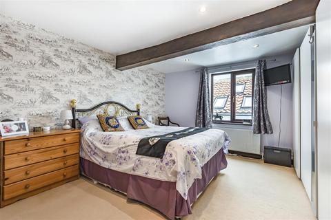 2 The Grove, Sowerby, Thirsk, YO7 1JH