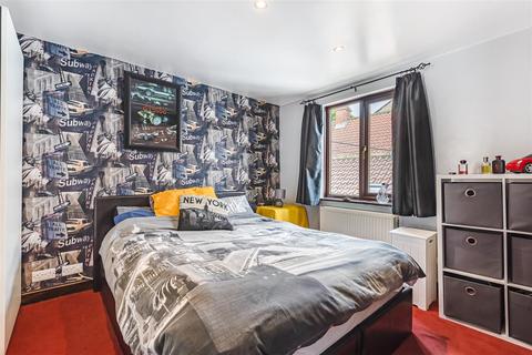 2 The Grove, Sowerby, Thirsk, YO7 1JH