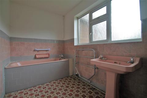 68 Parrock Road, Gravesend, DA12 1QH