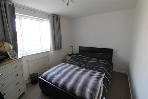 71 Kings Meadows, Sowerby, Thirsk, YO7 1PB