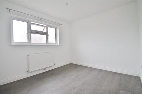 38 Shepherd Street, Northfleet, Gravesend, DA11 9PX