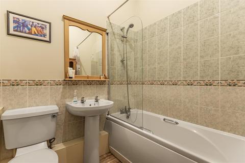 17 Bellingham Close, Thirsk, YO7 1FX