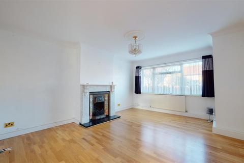 5 Chaucer Road, Northfleet, Gravesend, DA11 8EP