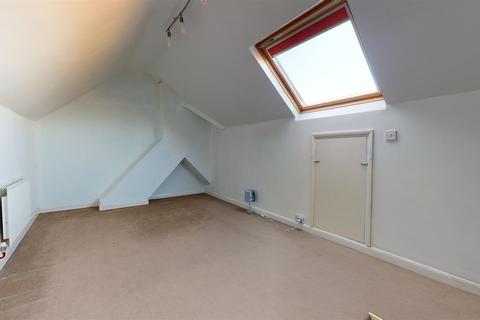 5 Chaucer Road, Northfleet, Gravesend, DA11 8EP