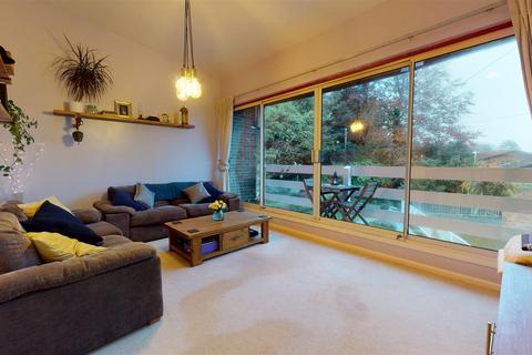 3 Westhill Close, Gravesend, DA12 1LJ