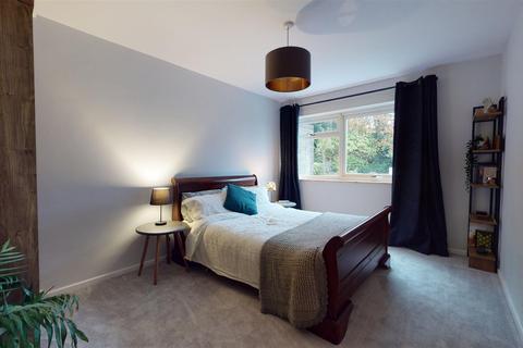 3 Westhill Close, Gravesend, DA12 1LJ