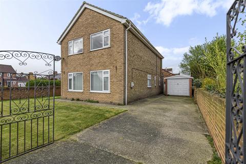 10 Carlton Close, Carlton Miniott, Thirsk, YO7 4NU