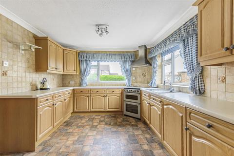 10 Carlton Close, Carlton Miniott, Thirsk, YO7 4NU
