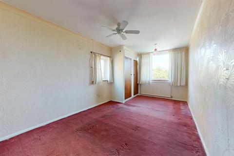 88 Chalky Bank, Gravesend, DA11 7NY