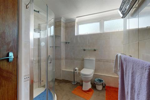 88 Chalky Bank, Gravesend, DA11 7NY