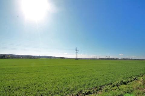 8 Genesta Glade, Gravesend, DA12 4PR