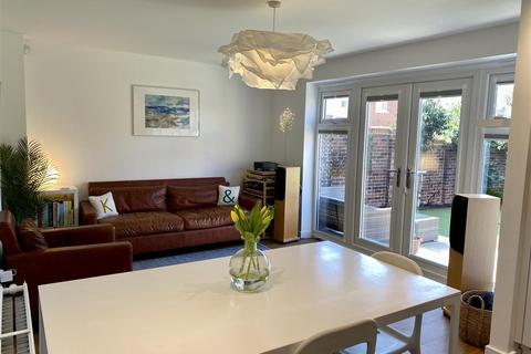 27 Edgar Drive, Thirsk, YO7 1TY