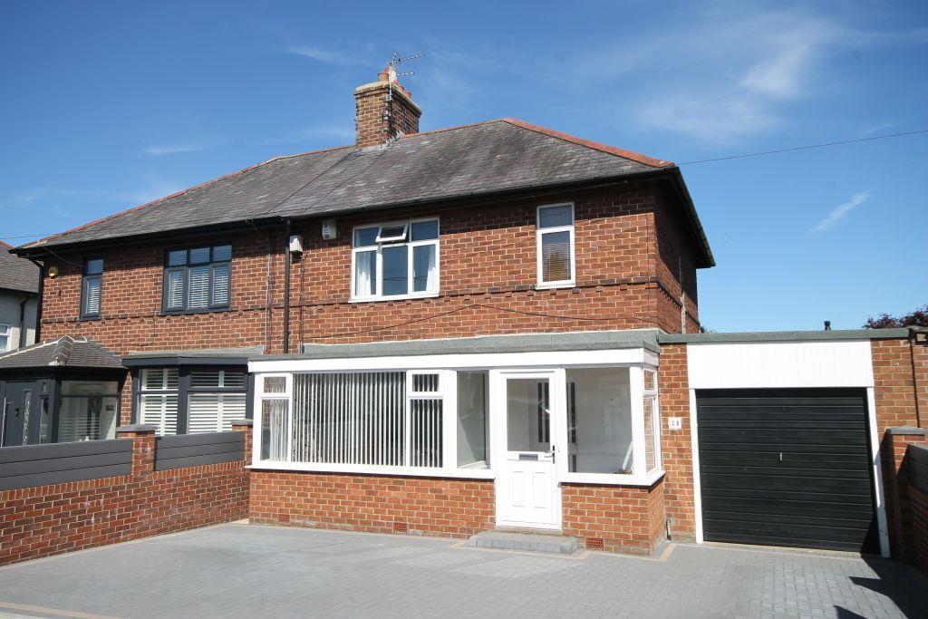 Jackson Avenue, Ponteland, Newcastle Upon Tyne 3 bed semidetached