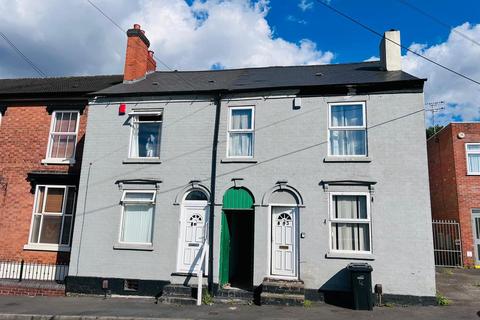 4 bedroom end of terrace house for sale, North Street, Dudley, DY2 7