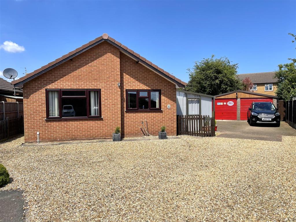 St. William Court, Holbeach, Spalding 2 bed detached bungalow £244,950
