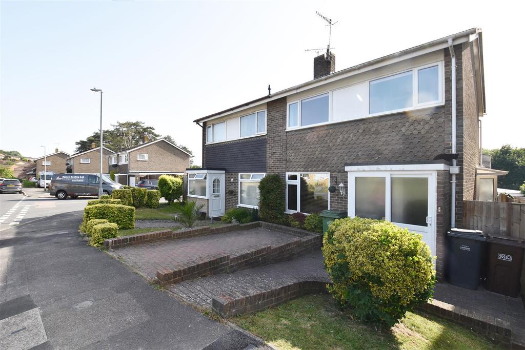 The Links, St. LeonardsOnSea 3 bed semidetached house £350,000