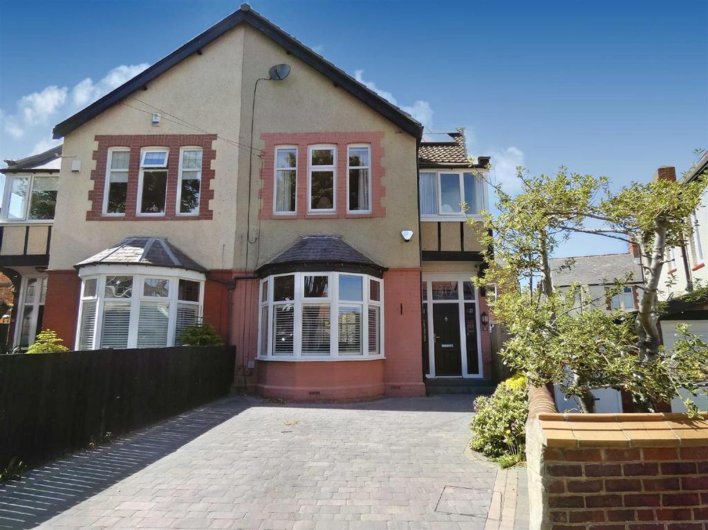 Kings Road, Whitley Bay 4 bed semidetached house £600,000