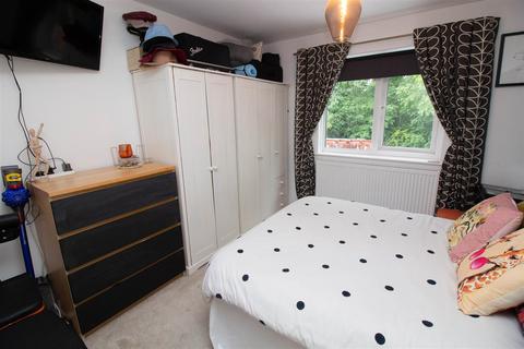 11 Broadoak, Gateshead, NE10 8XF
