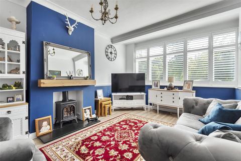 29 Ewell By Pass, Epsom, KT17 2PZ