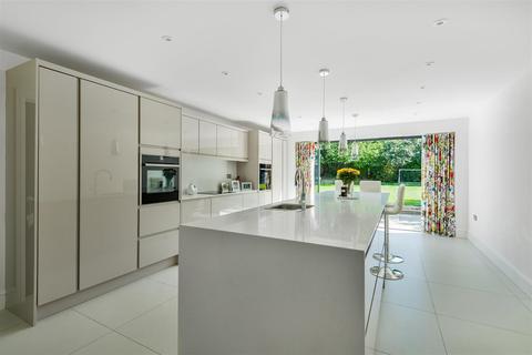59 Brickhill Drive, Bedford, MK41 7QB