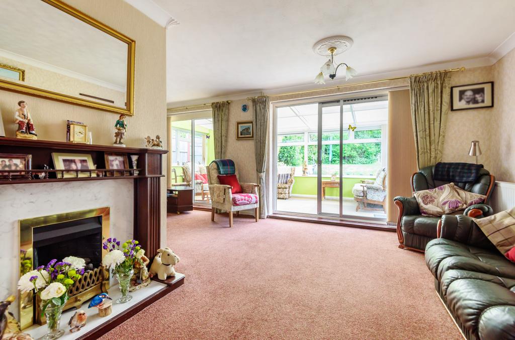 Kenilworth Road, Grantham, NG31 3 bed bungalow £340,000