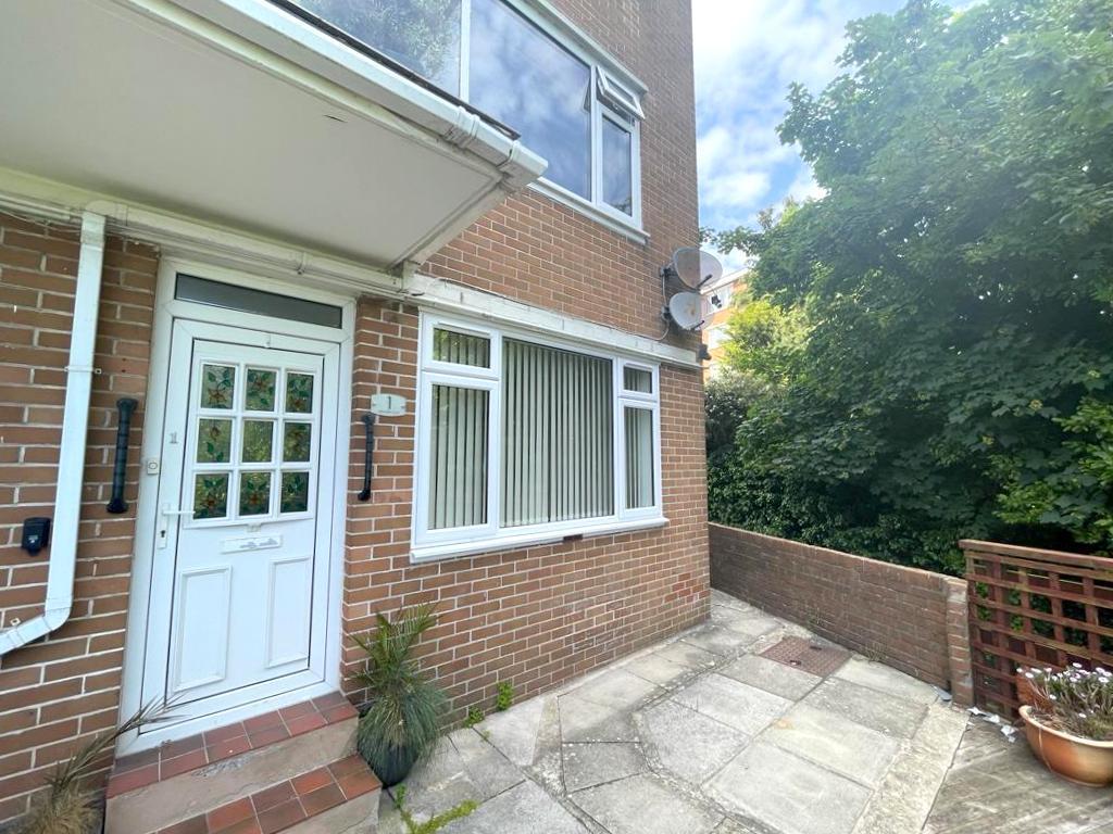 Highcliffe Court, Langland 1 bed apartment for sale £175,000
