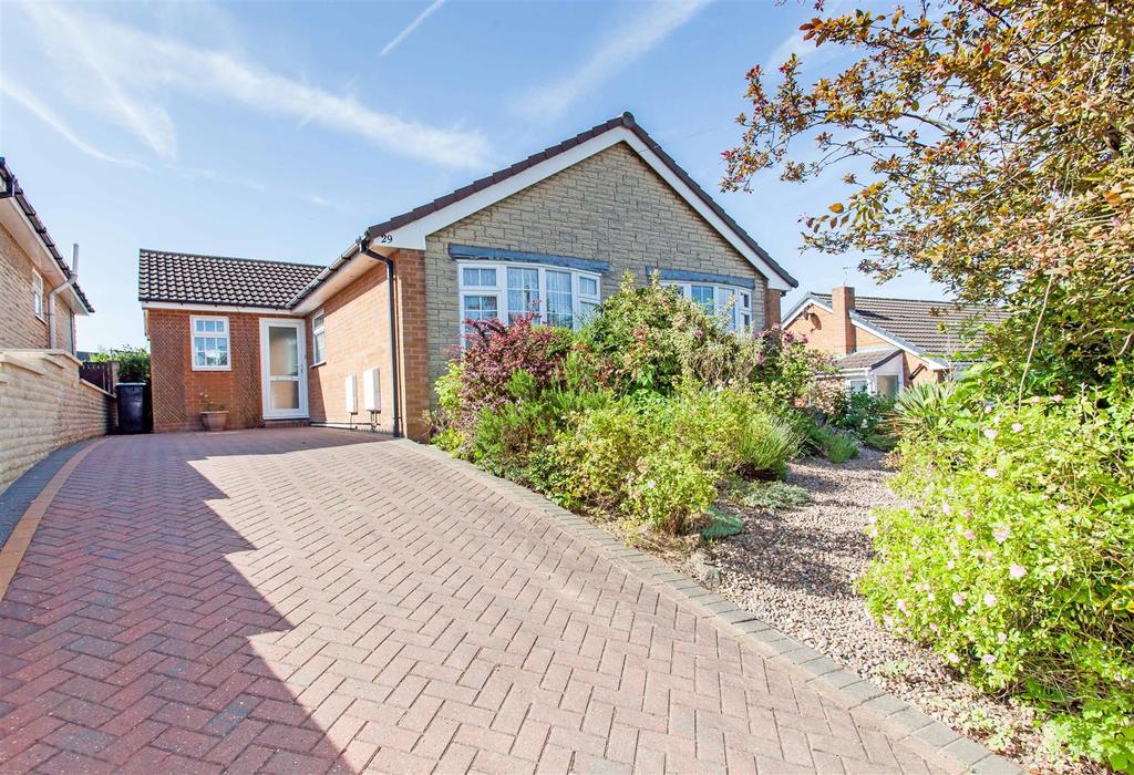 Greenaway Drive, Bolsover, Chesterfield 3 bed detached bungalow £239,950
