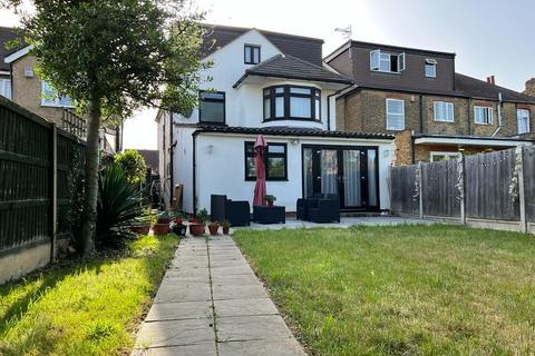 4 bedroom detached house for sale - Goodmayes Lane, Ilford