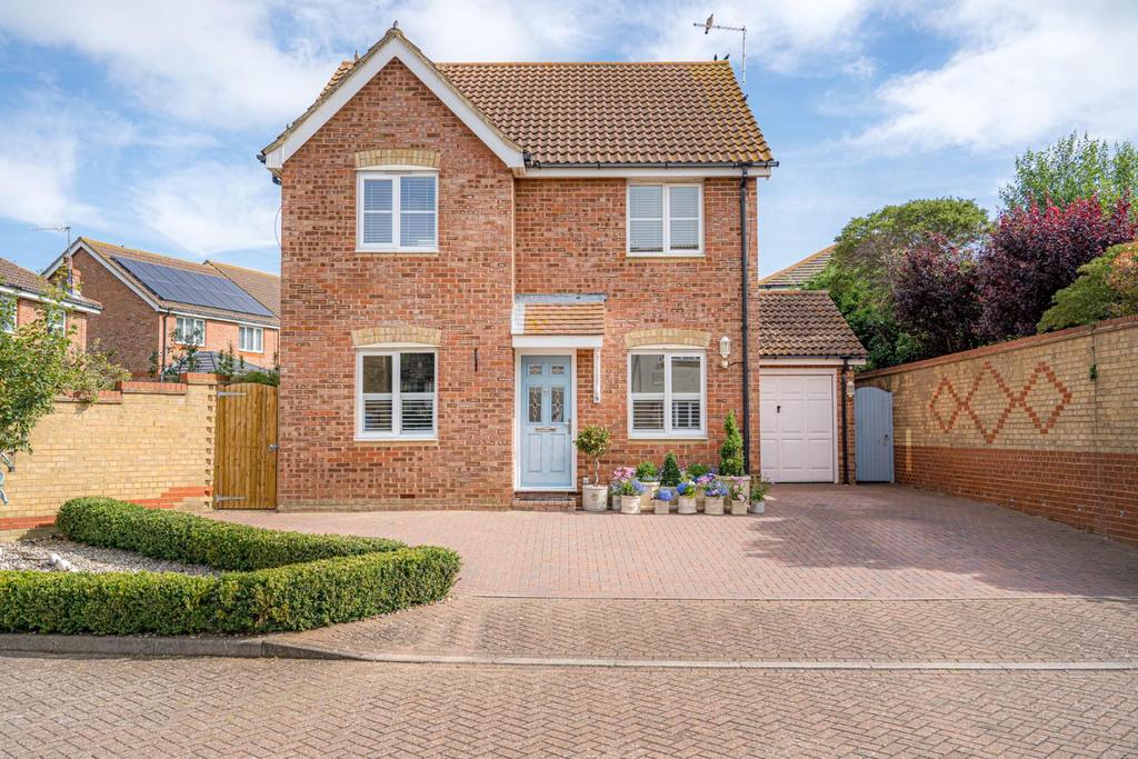 Harty Ferry View, Whitstable 4 bed detached house £500,000