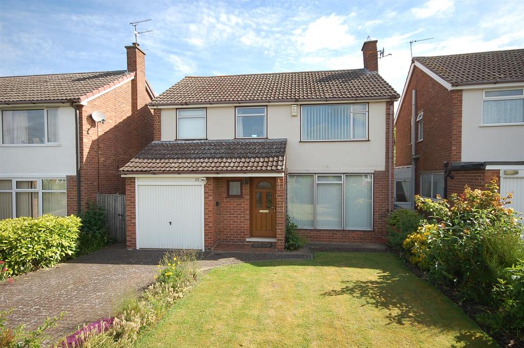 Whitworth Drive, Radcliffeontrent 3 bed detached house for sale £