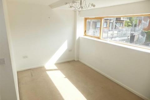 3 Alexandra Road, Manchester, M16 7BU