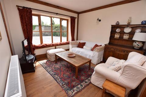 3 bedroom house to rent - Woodfields, Llangarron, Ross-On-Wye