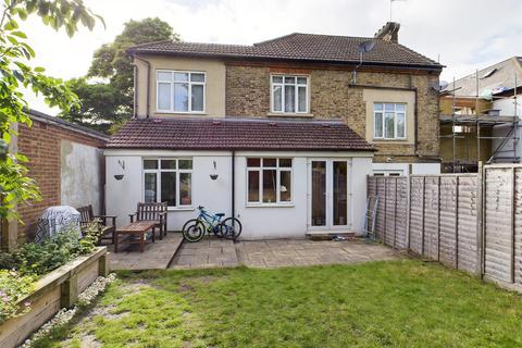 Flat 1a, 19 Moreton Road, South Croydon, CR2 7DN