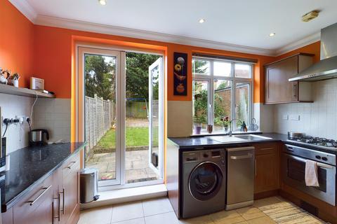 Flat 1a, 19 Moreton Road, South Croydon, CR2 7DN
